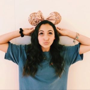 Meet your Posher, Hailey